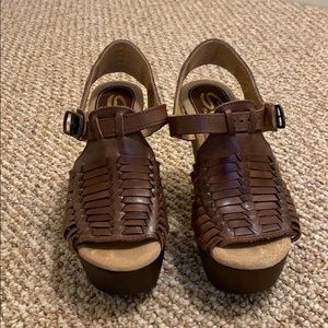 Amira Huarache Sandal Sbicca